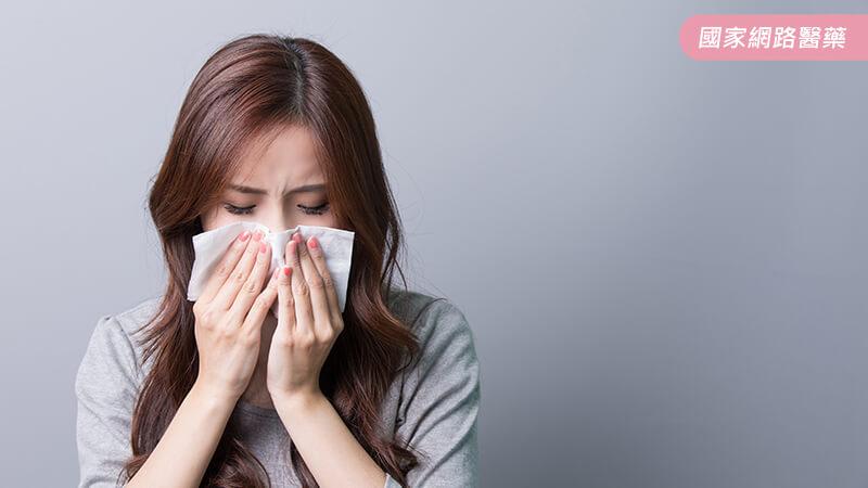 流鼻血莫驚慌！4步驟緊急處理