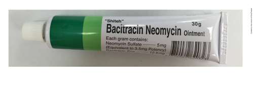 B. &N. BACINEOCIN OINTMENT 利膚外傷軟膏